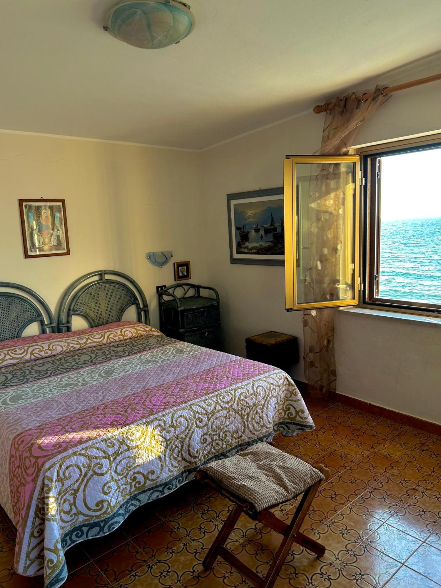 Casa Vacanza Barbera - In Riva Al Mare Villa Trappeto  Ngoại thất bức ảnh